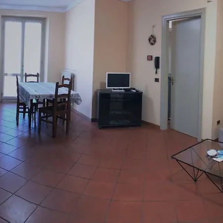 Il Borgo Antico Calvagese Della Riviera